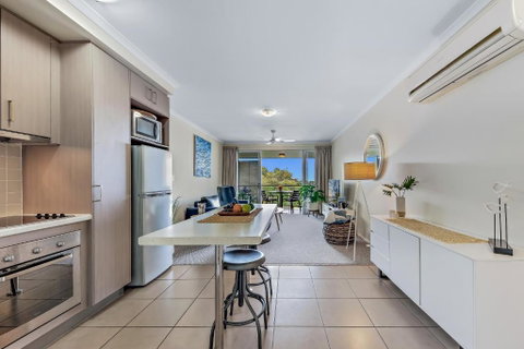Alpha 8 On Waterson - Airlie Beach - Surfers Gold Coast 4