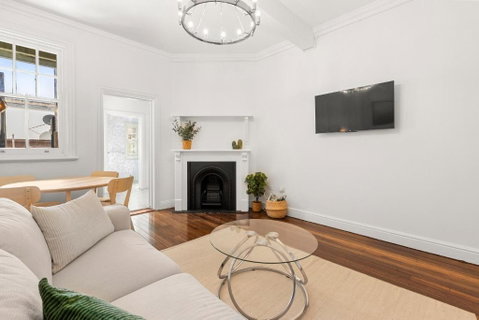 Amazing 2BR Apartment Near Barangaroo - Surfers Gold Coast 0