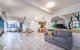 An Adorable Apartment On Abbott - Stunning Views - thumb 0