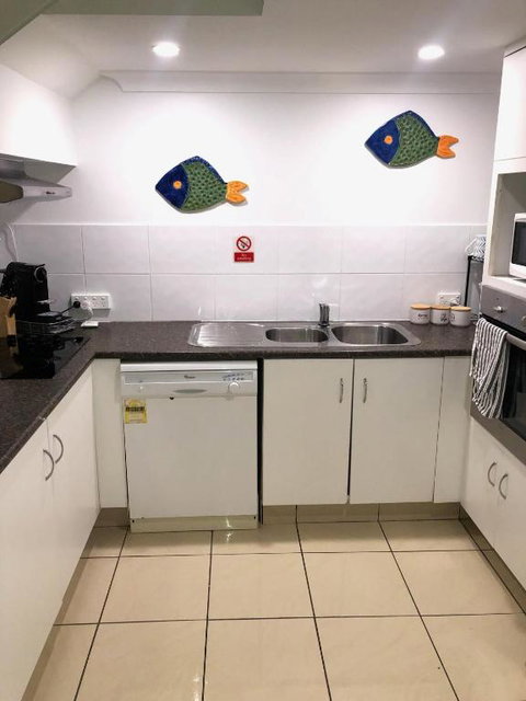 Anacapri Holiday Resort Apartments - Surfers Gold Coast 4