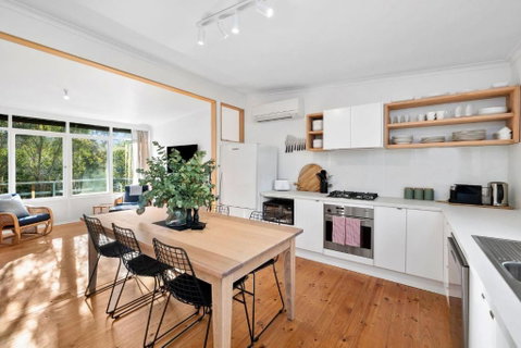 Anglesea Beach House 2 - Surfers Gold Coast 0