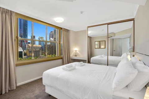 Apartment On Top Of The Park - Surfers Gold Coast 2