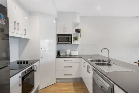 Aqua On Fletcher Street - Surfers Gold Coast 4