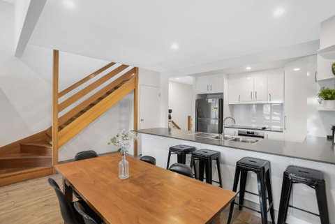 Aqua On Fletcher Street - Surfers Gold Coast 2