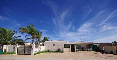 Astoria Retreat Bed & Breakfast - Surfers Gold Coast 2