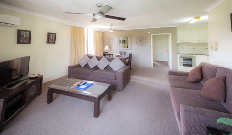 Aussie Resort - Surfers Gold Coast 2