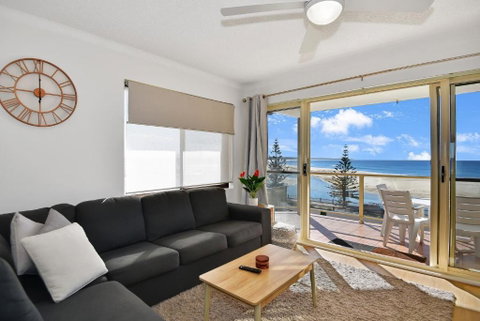Avilla Court Stunning Views - Surfers Gold Coast 0