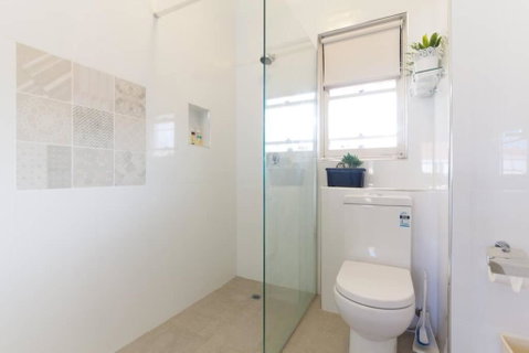 B7 Crawley Apartment 1 BRM & Sleepout Near UWA - Surfers Gold Coast 1