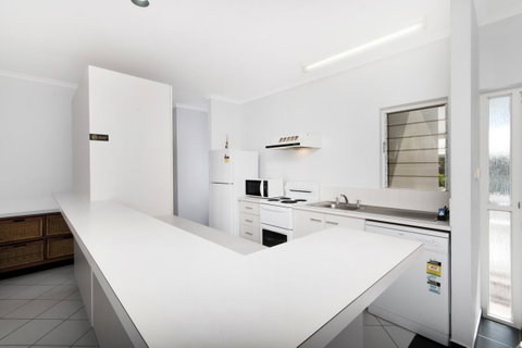 Nimrod Resort Apartments - Surfers Gold Coast 7