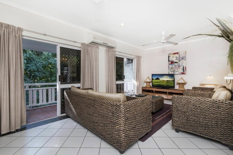 Nimrod Resort Apartments - Surfers Gold Coast 6