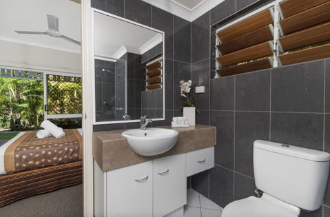 Nimrod Resort Apartments - Surfers Gold Coast 11