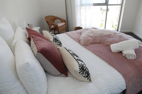 Chevron Renaissance Ocean View - Surfers Gold Coast 20