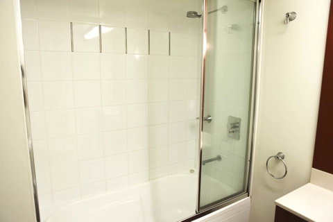 Chevron Renaissance Ocean View - Surfers Gold Coast 23