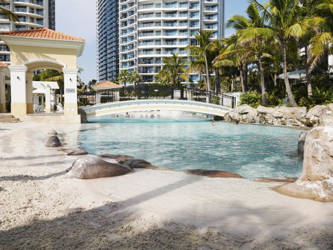 Chevron Renaissance Ocean View - Surfers Gold Coast 29