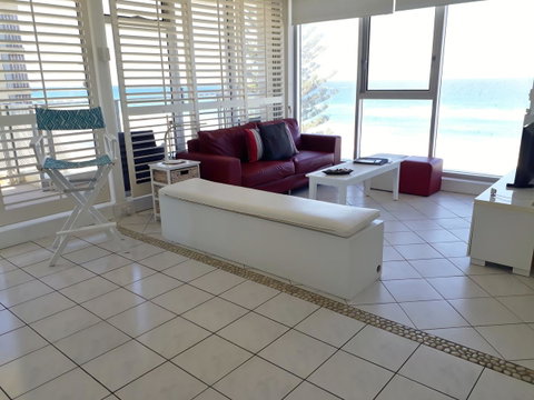 Hibiscus On The Beach - Surfers Gold Coast 30