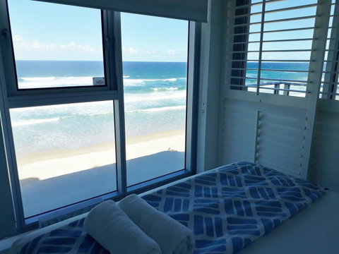 Hibiscus On The Beach - Surfers Gold Coast 40