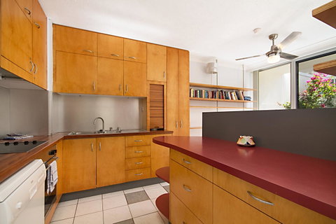 Hibiscus On The Beach - Surfers Gold Coast 39