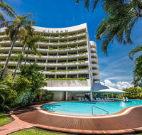 Hilton Cairns - Surfers Gold Coast