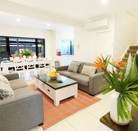 Lotus Retreat - Surfers Gold Coast
