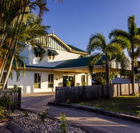 Shamrock Gardens Motel - Surfers Gold Coast