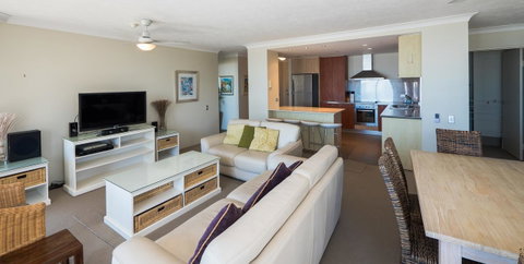 Carrington Court - Surfers Gold Coast 29