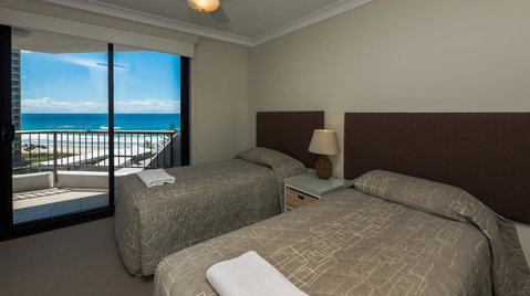 Carrington Court - Surfers Gold Coast 26
