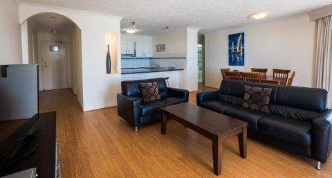 Carrington Court - Surfers Gold Coast 32
