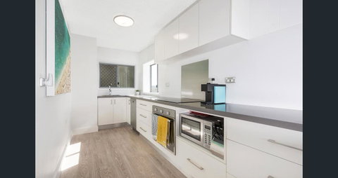 Maroochy Sands Holiday Apartments - Surfers Gold Coast 2