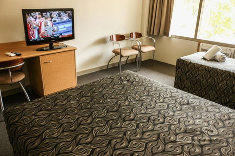 Salisbury Hotel Motel - Surfers Gold Coast 8