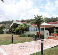 Salisbury Hotel Motel - Surfers Gold Coast