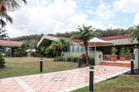 Salisbury Hotel Motel - Surfers Gold Coast 0