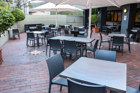 Salisbury Hotel Motel - Surfers Gold Coast 7