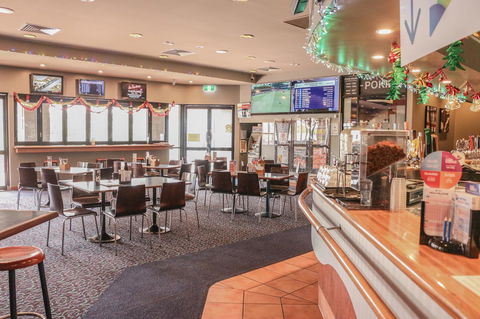 Salisbury Hotel Motel - Surfers Gold Coast 26