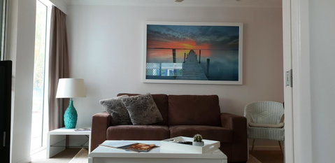 Surfers Beach Resort 2 - Surfers Gold Coast 2