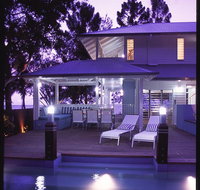 The Pines At Oak Beach - Surfers Gold Coast