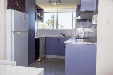 Crystal Beachfront Apartments - Surfers Gold Coast 28