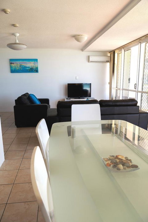 Crystal Beachfront Apartments - Surfers Gold Coast 35