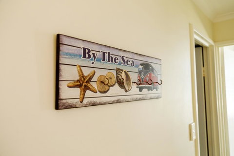 Crystal Beachfront Apartments - Surfers Gold Coast 20