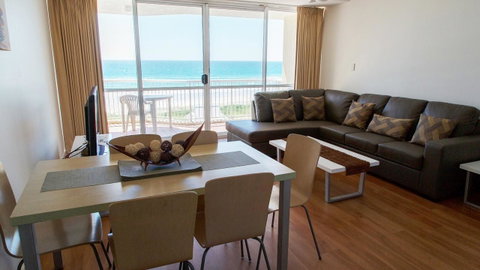 Crystal Beachfront Apartments - Surfers Gold Coast 42