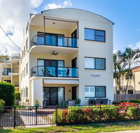 Waterfront views from private rooftop balcony - Bayview South Esp Bongaree - Surfers Gold Coast