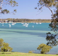 'Corlette Waterfront' 2/44 Danalene Parade - Waterfront Luxury WIFI Aircon Boat Parking - Surfers Gold Coast