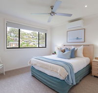 'Sandy Point Haven' 21a Sandy Point Rd - Stylish Haven with WIFI Air conditioning  Water views - Surfers Gold Coast
