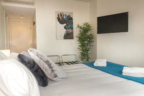 Book Brisbane Accommodation Surfers Gold Coast Surfers Gold Coast