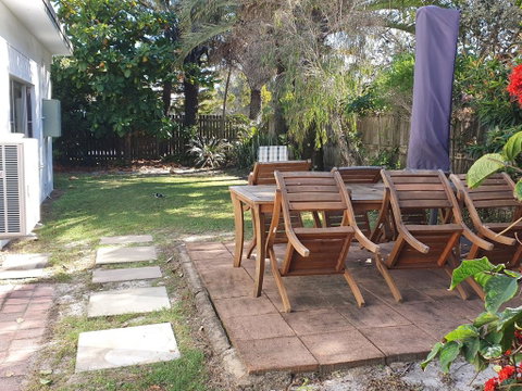1 Spectrum Street, Rainbow Beach- Close To Shops And Main Beach - Surfers Gold Coast 3