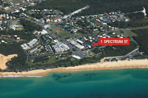 1 Spectrum Street, Rainbow Beach- Close To Shops And Main Beach - Surfers Gold Coast 2