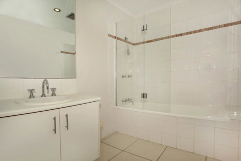 1/882 David Low Way Marcoola - 500 Bond, Linen Included, Pet Friendly - Surfers Gold Coast 2