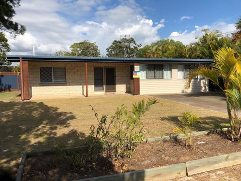 10 Cypress Avenue - Rainbow Beach, Fantastic Beach Location - Surfers Gold Coast 0