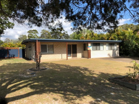 10 Cypress Avenue - Rainbow Beach, Fantastic Beach Location - Surfers Gold Coast 2
