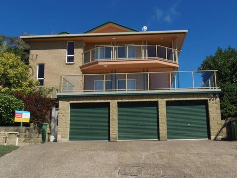 100 Cooloola Drive - Surfers Gold Coast 2