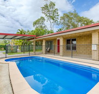 14 Double Island Drive - Rainbow Beach Large Holiday House with PoolPets Welcome Free Wi-Fi - Surfers Gold Coast